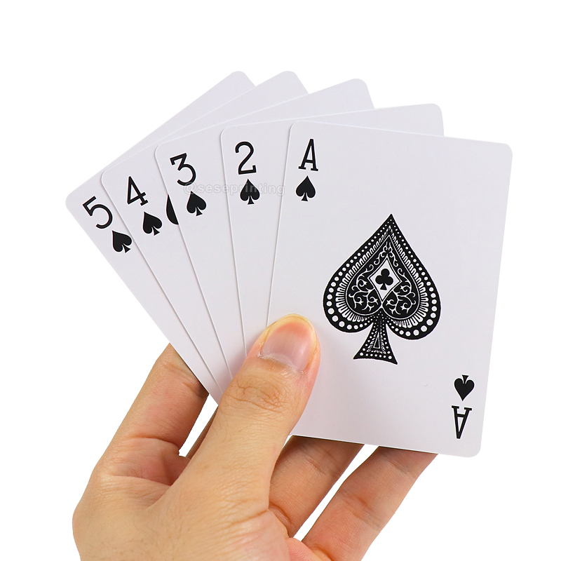 63*88mm Custom Poker Cards Printing Game Cards Manufacturer