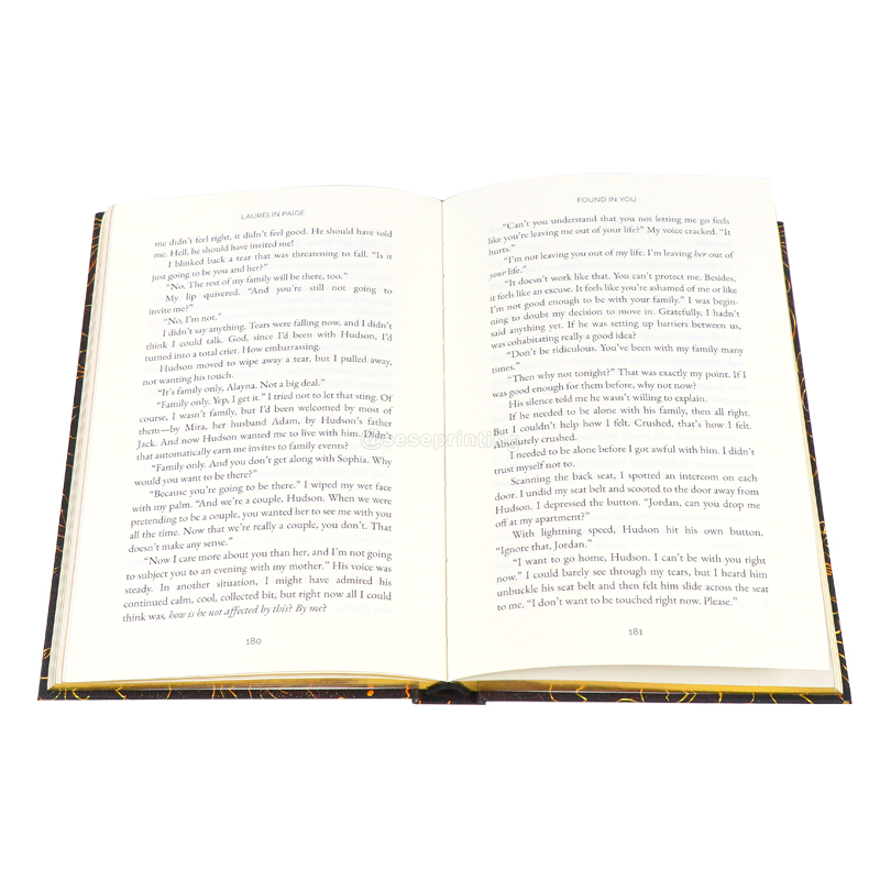 Hardcover Books Print Holographic Foil Title and Gold Foiled Edges