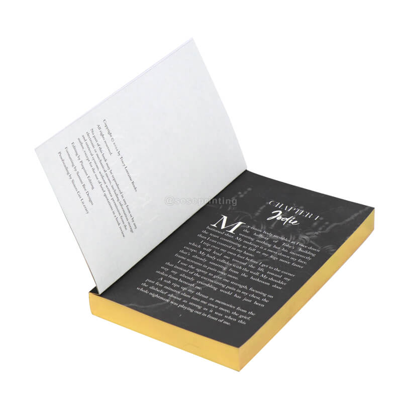 Foil Stamping Paperback Book with Foiled Gilded Edges and Spot UV