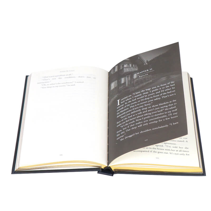 Hardcover Books with Gold Foil Stamping on Cover and Digital Sprayed Edges