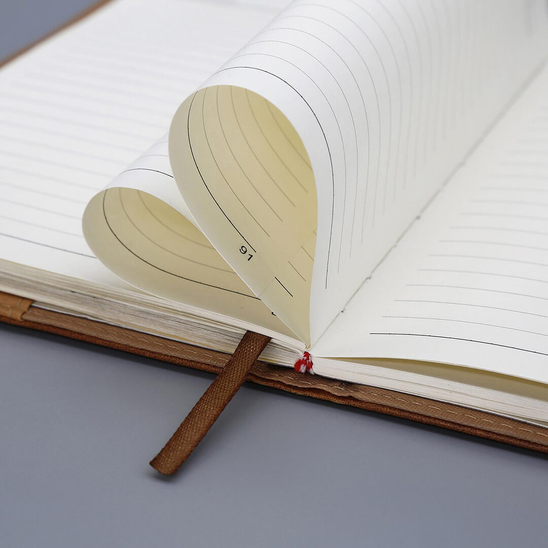 Matt Art Paper VS Offset Paper: Which Is Best For Book Printing